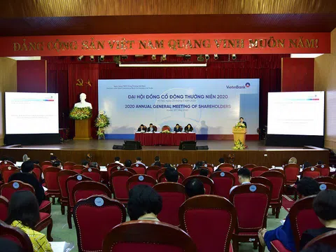 Đại hội VietinBank: Tăng vốn còn chờ sửa đổi Nghị định